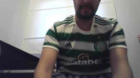 Snapshot of titusnow chatting on 10.23.25 titusnow online show from 10.23.25