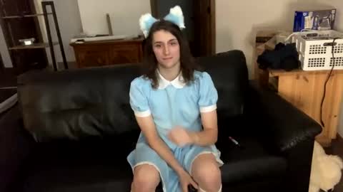 Snapshot of tjfemboi5641 chatting on 11.04.25 tjfemboi5641 online show from 11.04.25