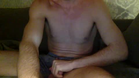 Snapshot of tmhard chatting on 12.22.24 tmhard online show from 12.22.24