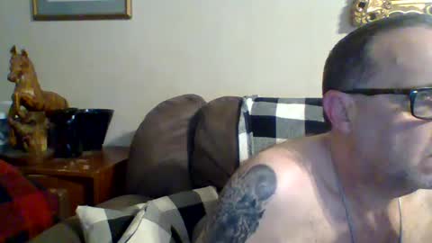 Vols online show from 02.19.25