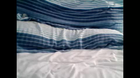 Snapshot of tobi33333 chatting on 10.07.25 Tobi online show from 10.07.25