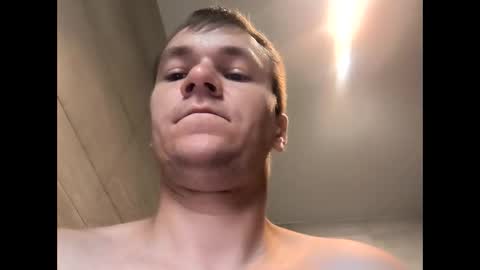 Snapshot of tobiasz950215 chatting on 06.05.26 tobiasz950215 online show from 06.05.26