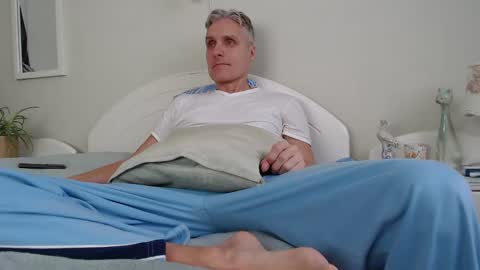 Daniel Bisexual uncut 20cm online show from 01.11.25