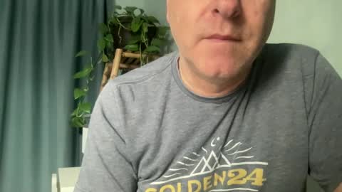 Snapshot of toggaman chatting on 01.01.25 Joshua1983 online show from 01.01.25