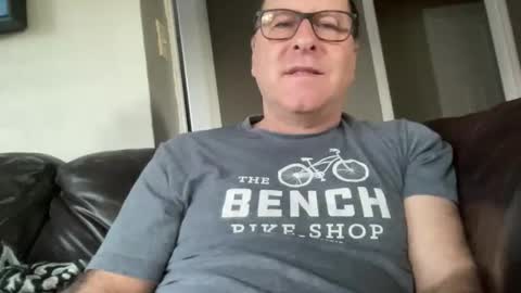 Snapshot of toggaman chatting on 11.04.25 Joshua1983 online show from 11.04.25