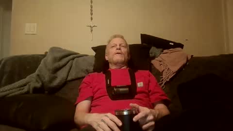 Snapshot of tokenless_boner chatting on 11.15.25 tokenless_boner online show from 11.15.25