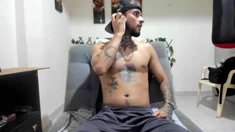 Snapshot of tokio_master chatting on 11.14.25 Tokyo Master online show from 11.14.25