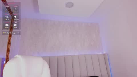 Snapshot of tokio_shuang chatting on 11.26.25 online show from 11.26.25