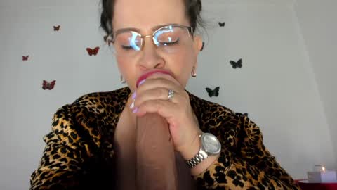 Snapshot of tokioo69 chatting on 01.25.25 Karla Love online show from 01.25.25