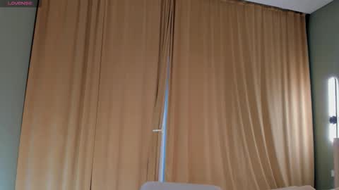 Snapshot of tokipokki chatting on 10.17.25 Toki online show from 10.17.25