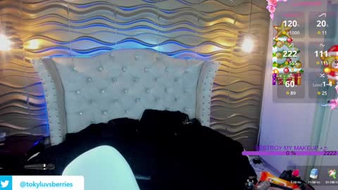 toky         online show from 12.21.24