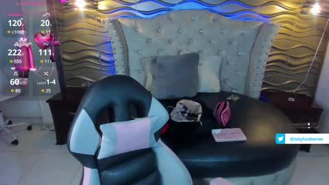 toky         online show from 02.18.25