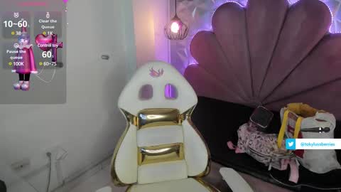 toky         online show from 02.26.25