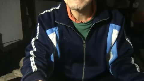 Snapshot of tokyo2024 chatting on 02.07.26 small man online show from 02.07.26