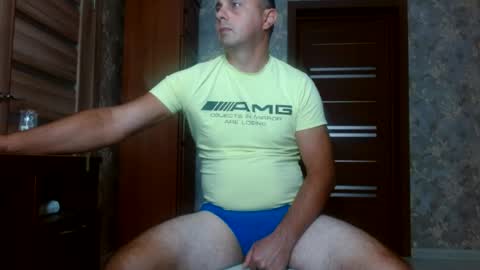 Snapshot of tolianuch chatting on 08.09.26 Huligan online show from 08.09.26