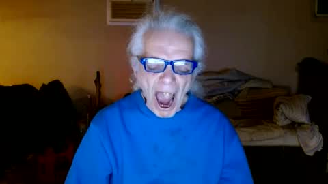 Snapshot of tom112292014 chatting on 01.29.25 tom112292014 online show from 01.29.25