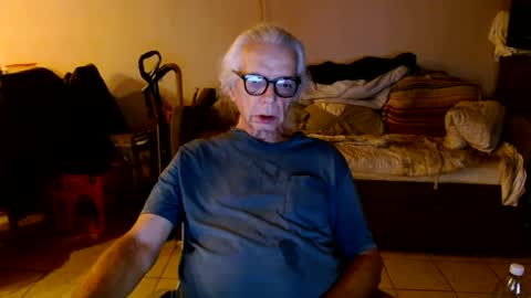 Snapshot of tom112292014 chatting on 09.27.25 tom112292014 online show from 09.27.25