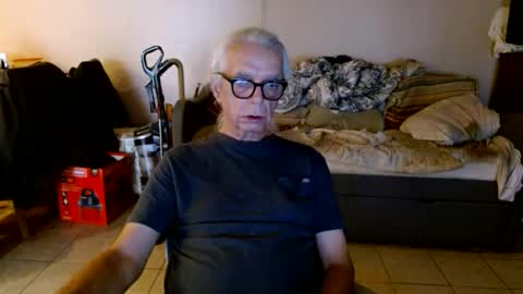 Snapshot of tom112292014 chatting on 10.06.25 tom112292014 online show from 10.06.25