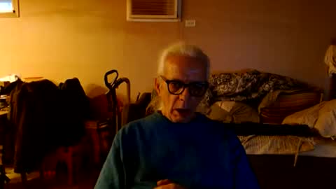 Snapshot of tom112292014 chatting on 10.19.25 tom112292014 online show from 10.19.25