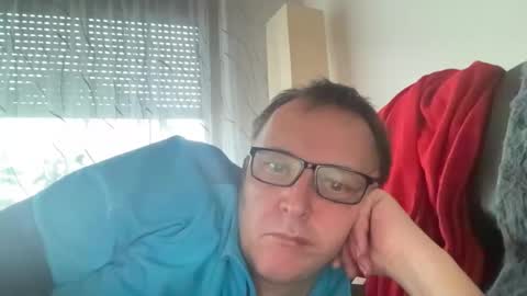 Snapshot of tom6644 chatting on 03.02.25 Tom online show from 03.02.25