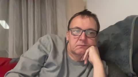 Tom online show from 11.26.25