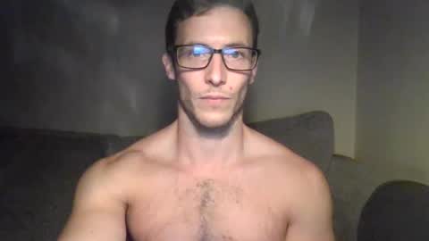 Snapshot of tom90ukx chatting on 02.14.25 tom90ukx online show from 02.14.25