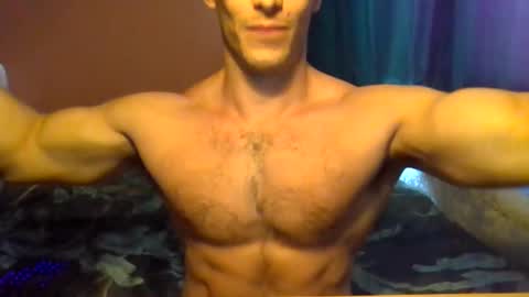 Snapshot of tom90ukx chatting on 09.17.25 tom90ukx online show from 09.17.25