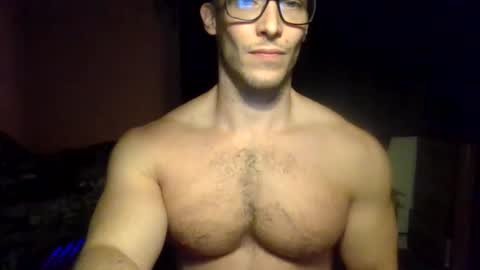 Snapshot of tom90ukx chatting on 02.13.26 tom90ukx online show from 02.13.26