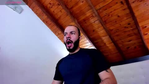 Snapshot of tom_bailey_ chatting on 12.16.25 online show from 12.16.25