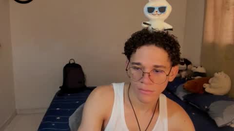 Tom Blue online show from 10.24.25