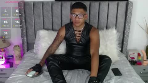 Tom online show from 12.17.24