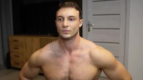 Tom online show from 09.11.25