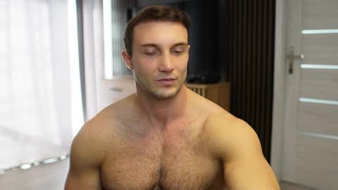 Tom online show from 09.25.25