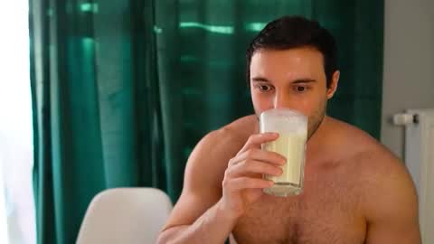 Snapshot of tom_fordd chatting on 03.02.26 Tom online show from 03.02.26