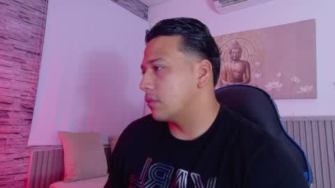 Tom muscle1 online show from 05.02.26