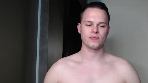 Tom online show from 11.03.25