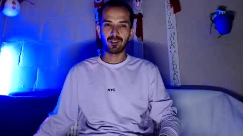 Snapshot of tomas_gerauld chatting on 01.03.25 tomas gerauld. make me happy with 10000 tokens online show from 01.03.25