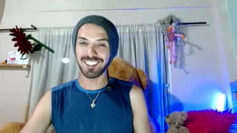 tomas gerauld. make me happy with 10000 tokens online show from 04.22.26