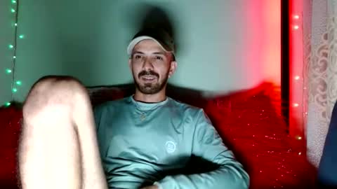 tomas gerauld. make me happy with 10000 tokens online show from 04.28.26