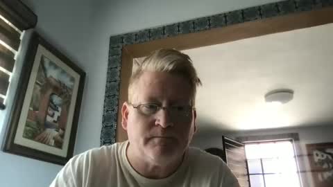 Snapshot of tomascausa chatting on 02.07.25 Hola online show from 02.07.25