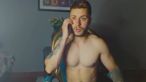 Snapshot of tomdavisxl chatting on 11.15.25 tomDavisXl online show from 11.15.25