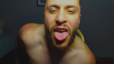 Snapshot of tomdavisxl chatting on 11.18.25 tomDavisXl online show from 11.18.25