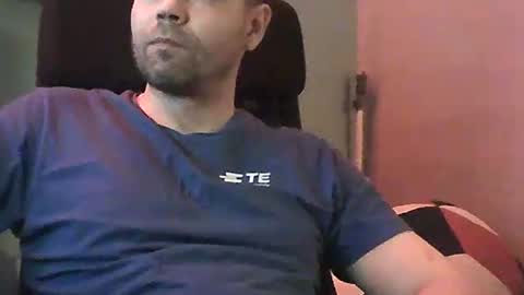 Snapshot of tomekpl30show chatting on 12.20.25 Tomek online show from 12.20.25