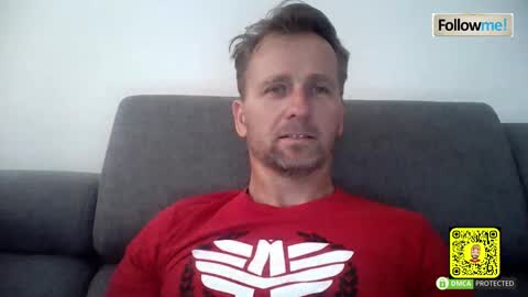 Snapshot of tomhardic chatting on 11.21.25 TOM online show from 11.21.25