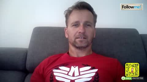 Snapshot of tomhardic chatting on 11.21.25 TOM online show from 11.21.25