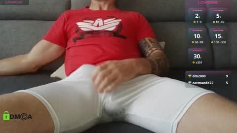 Snapshot of tomhardic chatting on 12.01.25 TOM online show from 12.01.25