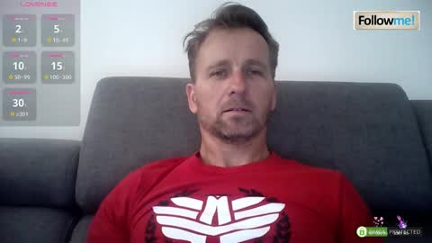 Snapshot of tomhardic chatting on 01.13.26 TOM online show from 01.13.26