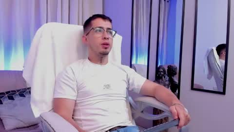Snapshot of tommas_johnson chatting on 04.18.26 Tomas online show from 04.18.26