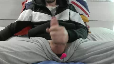 Snapshot of tommaso9046 chatting on 11.24.25 tommaso9046 online show from 11.24.25