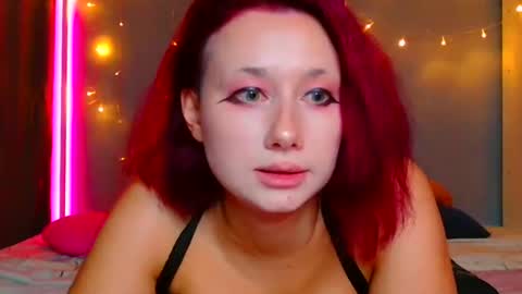 Snapshot of tommioo7 chatting on 12.19.24 Galadriel online show from 12.19.24